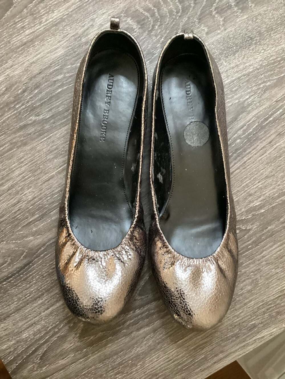Audrey Brooke Newport Metallic Bronze Leather Ballet Flats Size 9.5M